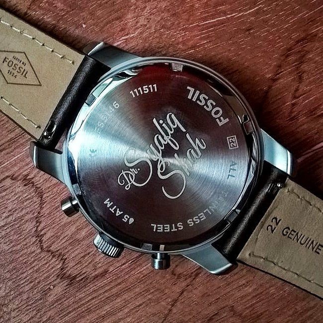 Гравиране на часовник